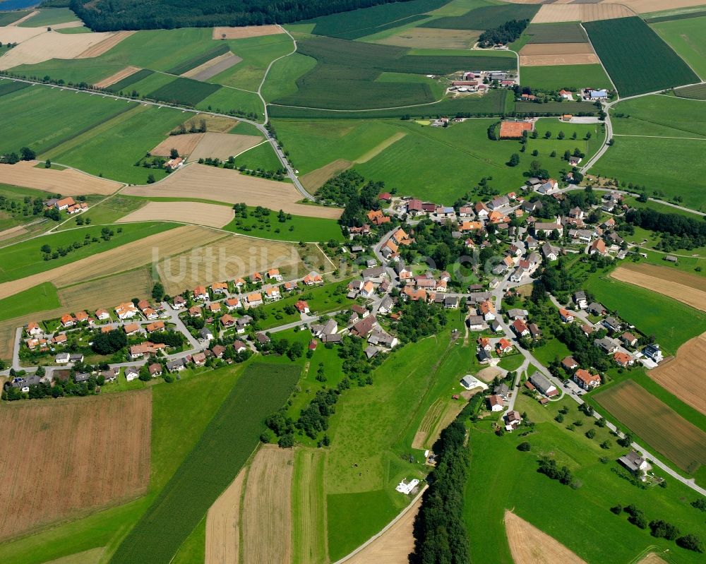Luftbild Mindersdorf - Dorfkern am Feldrand in Mindersdorf im Bundesland Baden-Württemberg, Deutschland