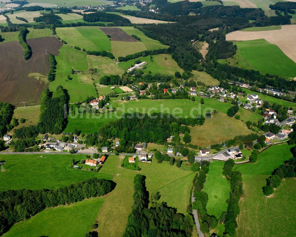 Luftaufnahme Mulda/Sachsen - Dorfkern am Feldrand in Mulda/Sachsen im Bundesland Sachsen, Deutschland