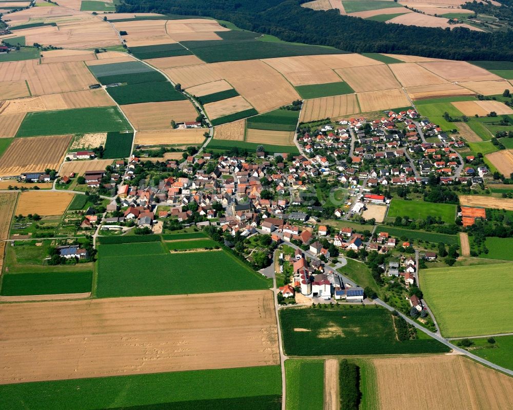 Obergriesheim von oben - Dorfkern am Feldrand in Obergriesheim im Bundesland Baden-Württemberg, Deutschland