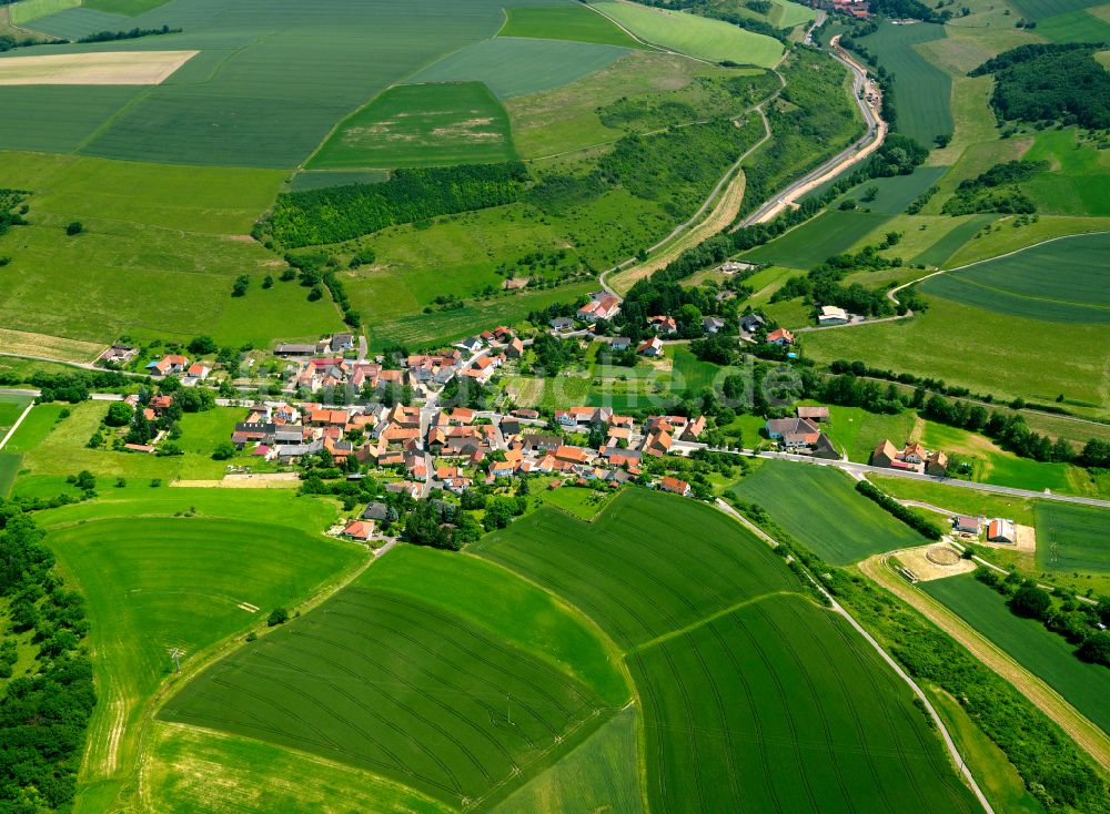 Luftaufnahme Oberhausen an der Appel - Dorfkern am Feldrand in Oberhausen an der Appel im Bundesland Rheinland-Pfalz, Deutschland
