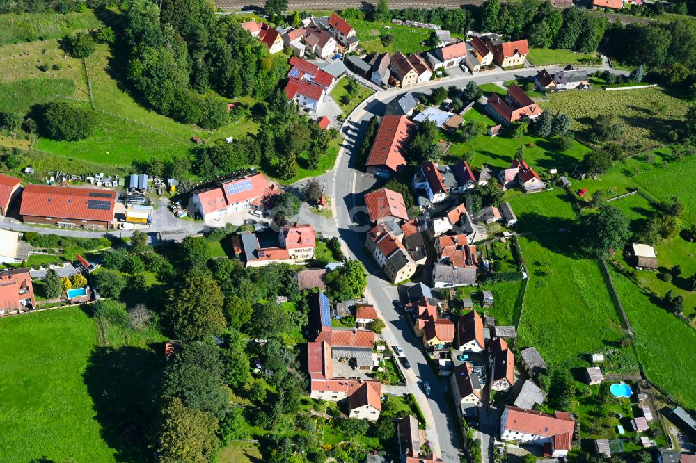 Luftbild Oberndorf - Dorfkern am Feldrand in Oberndorf im Bundesland Thüringen, Deutschland