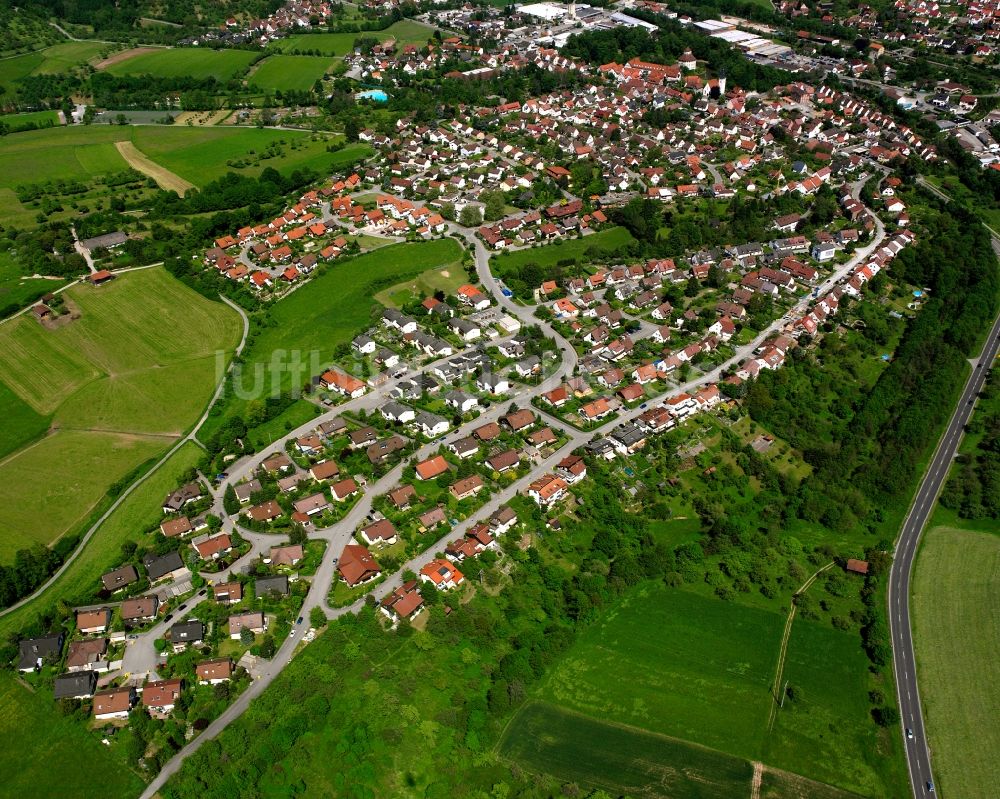 Luftaufnahme Oppenweiler - Dorfkern am Feldrand in Oppenweiler im Bundesland Baden-Württemberg, Deutschland