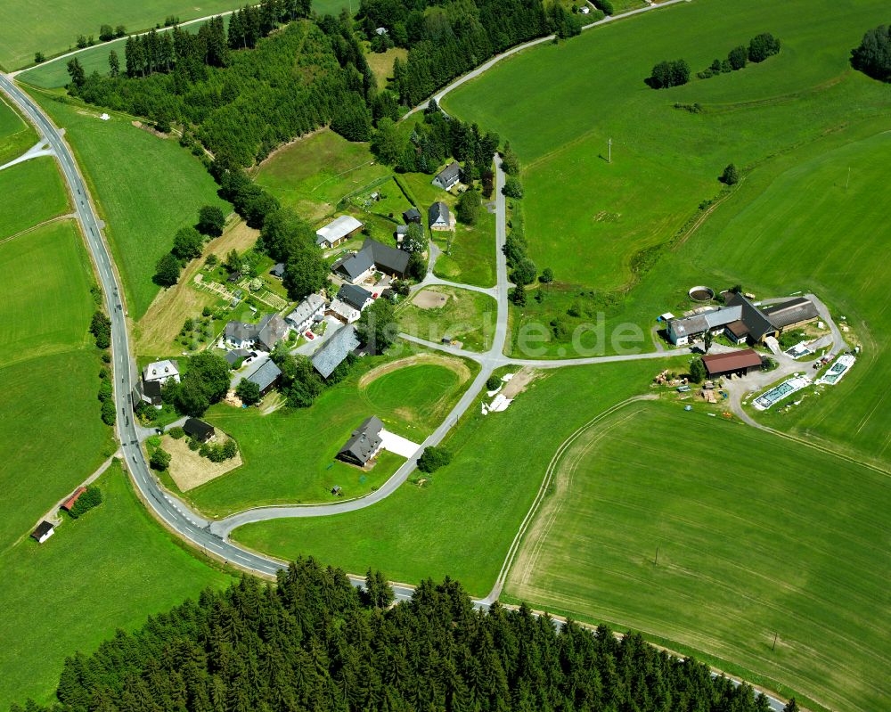 Luftaufnahme Pillmersreuth - Dorfkern am Feldrand in Pillmersreuth im Bundesland Bayern, Deutschland