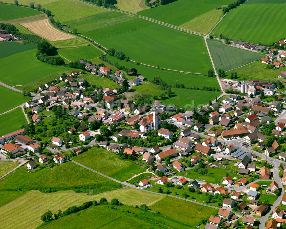 Luftaufnahme Reinstetten - Dorfkern am Feldrand in Reinstetten im Bundesland Baden-Württemberg, Deutschland