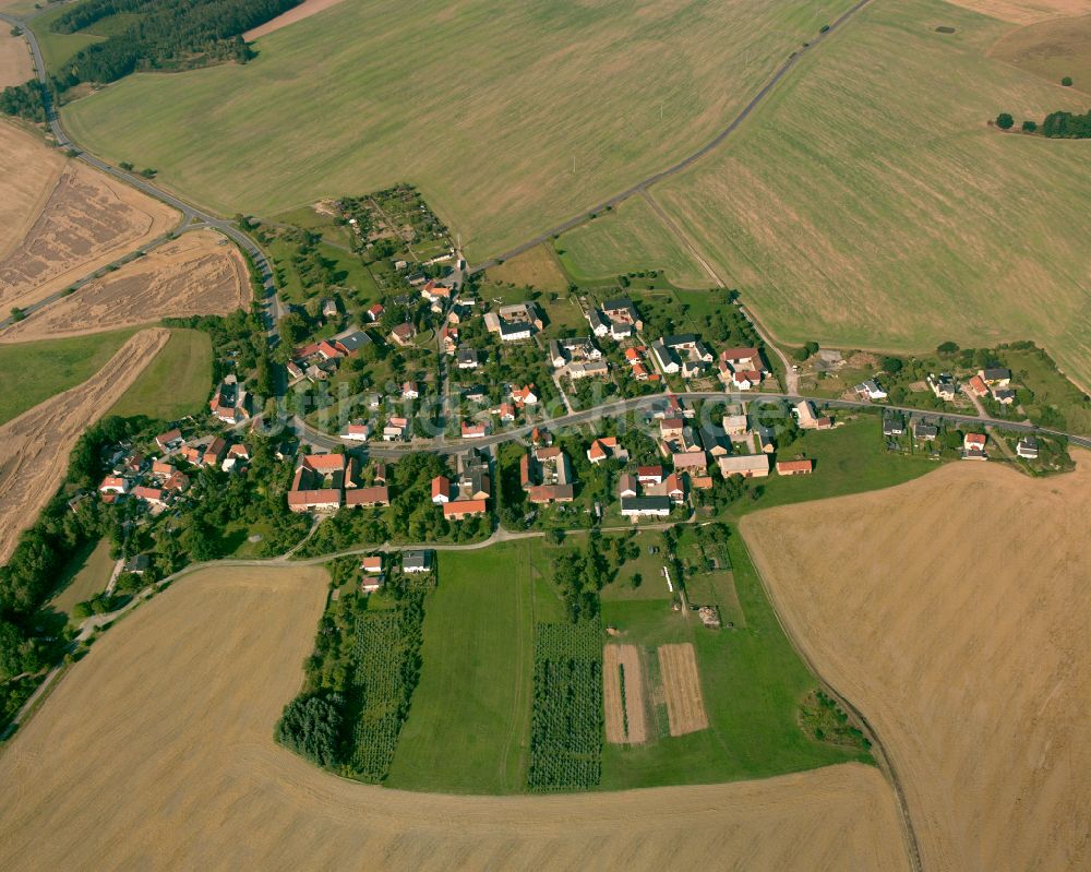 Luftbild Reust - Dorfkern am Feldrand in Reust im Bundesland Thüringen, Deutschland
