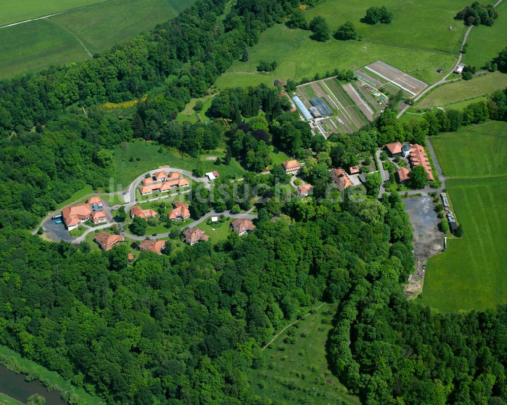 Luftaufnahme Richthof - Dorfkern am Feldrand in Richthof im Bundesland Hessen, Deutschland
