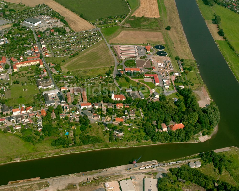 Riesa von oben - Dorfkern am Feldrand in Riesa im Bundesland Sachsen, Deutschland