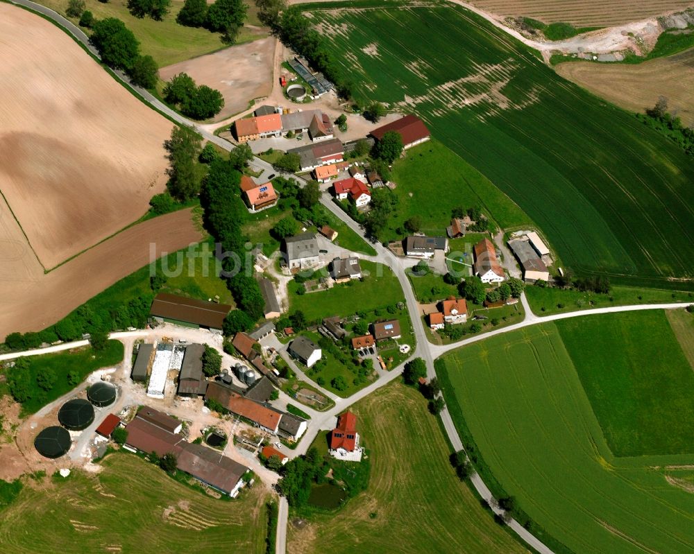 Luftaufnahme Sankt Ulrich - Dorfkern am Feldrand in Sankt Ulrich im Bundesland Bayern, Deutschland