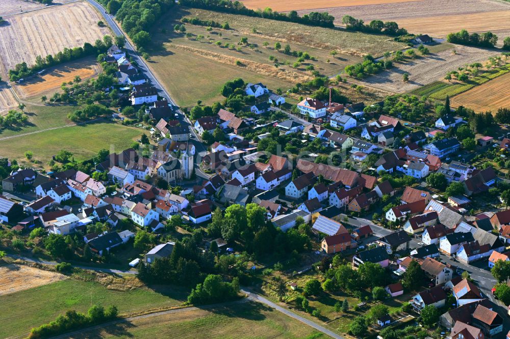 Luftaufnahme Schlimpfhof - Dorfkern am Feldrand in Schlimpfhof im Bundesland Bayern, Deutschland