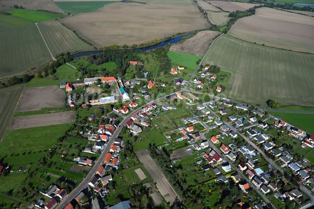Luftbild Seegrehna - Dorfkern am Feldrand in Seegrehna im Bundesland Sachsen-Anhalt, Deutschland