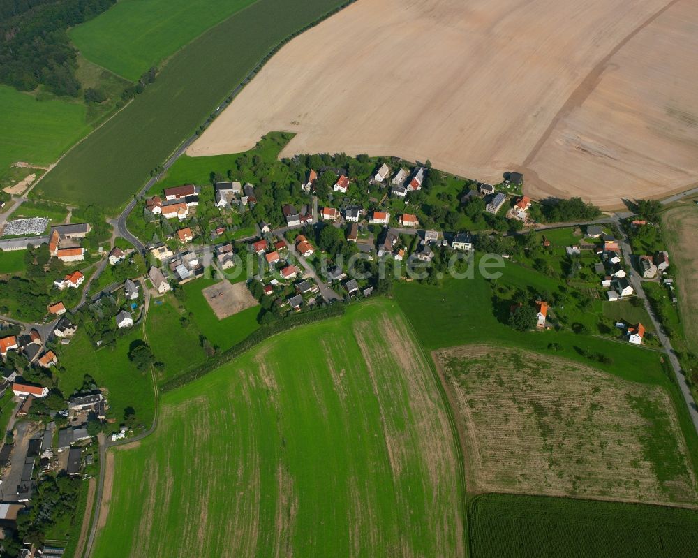 Luftaufnahme Siebenlehn - Dorfkern am Feldrand in Siebenlehn im Bundesland Sachsen, Deutschland