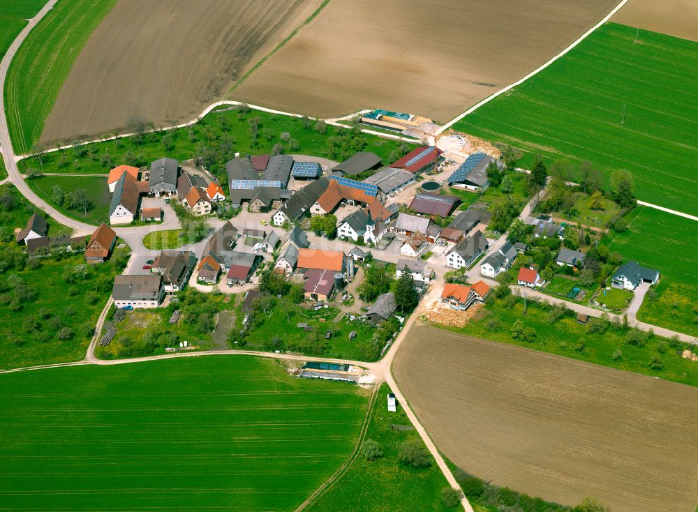 Luftbild Sontbergen - Dorfkern am Feldrand in Sontbergen im Bundesland Baden-Württemberg, Deutschland