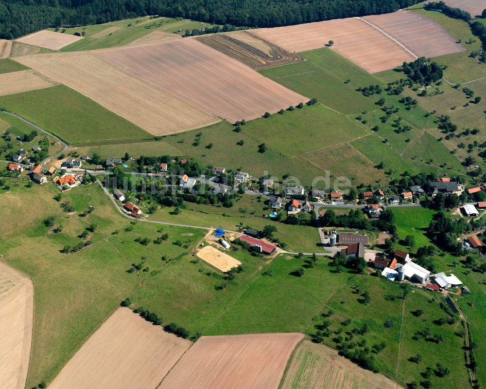 Luftaufnahme Steinbuch - Dorfkern am Feldrand in Steinbuch im Bundesland Hessen, Deutschland