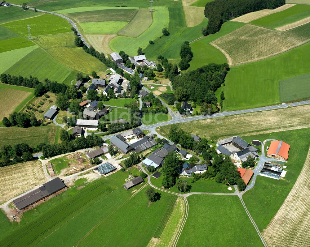 Stobersreuth von oben - Dorfkern am Feldrand in Stobersreuth im Bundesland Bayern, Deutschland