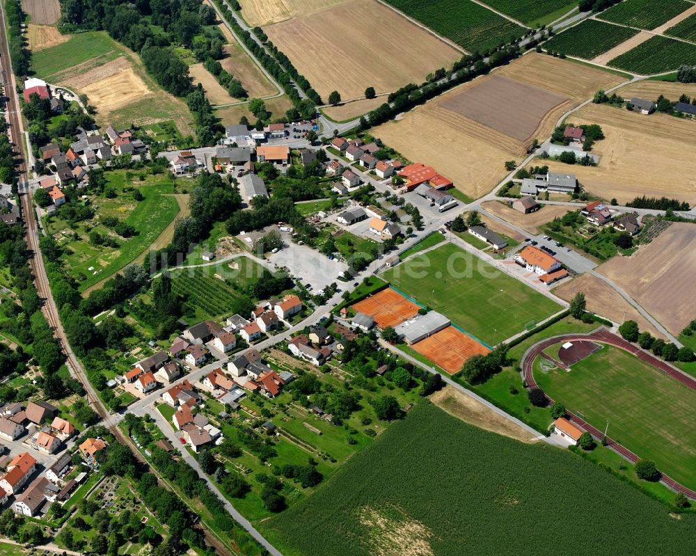 Luftbild Sulzfeld - Dorfkern am Feldrand in Sulzfeld im Bundesland Baden-Württemberg, Deutschland