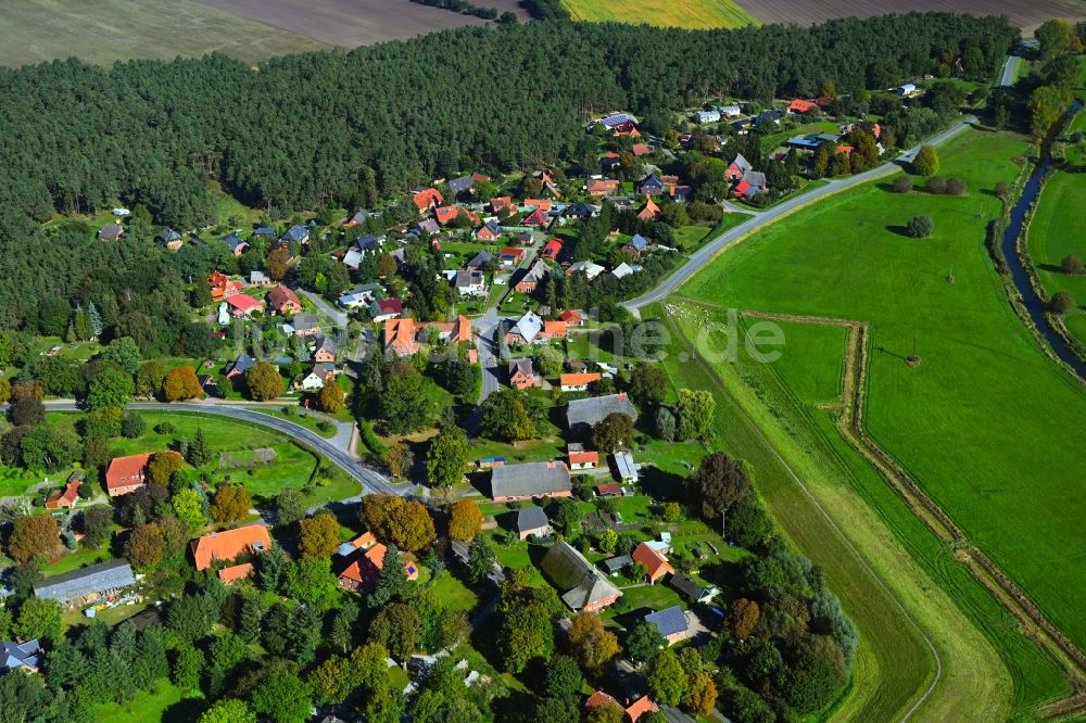 Luftbild Teldau - Dorfkern am Feldrand in Teldau im Bundesland Mecklenburg-Vorpommern, Deutschland