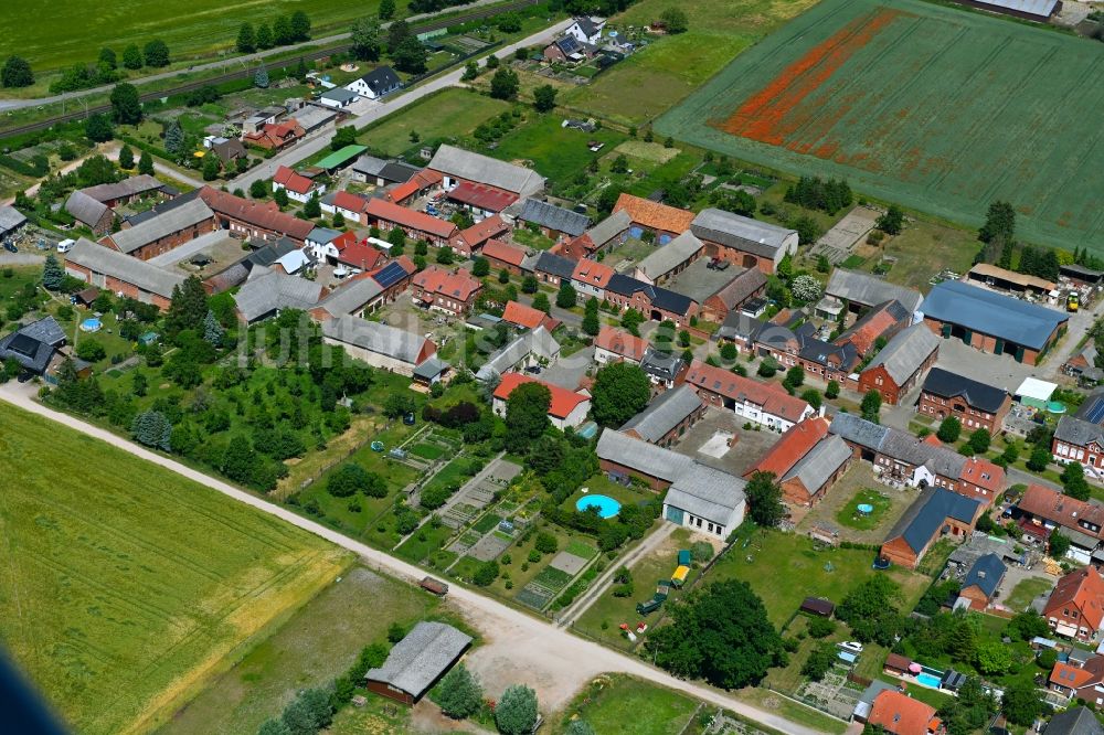 Luftbild Tornau - Dorfkern am Feldrand in Tornau im Bundesland Sachsen-Anhalt, Deutschland