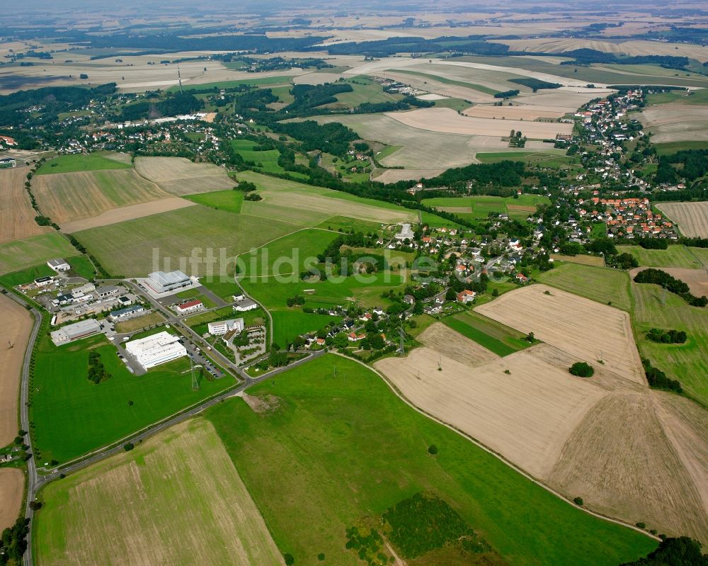 Tuttendorf von oben - Dorfkern am Feldrand in Tuttendorf im Bundesland Sachsen, Deutschland