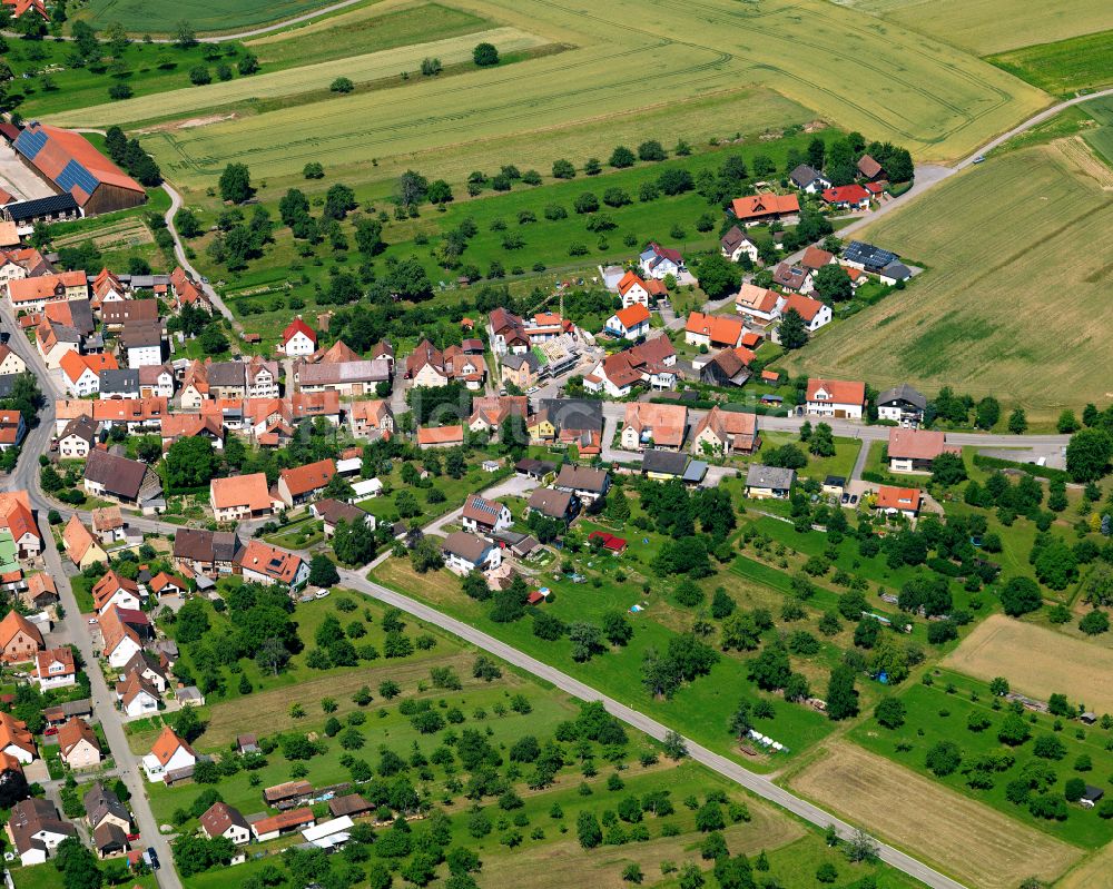 Luftaufnahme Wachendorf - Dorfkern am Feldrand in Wachendorf im Bundesland Baden-Württemberg, Deutschland