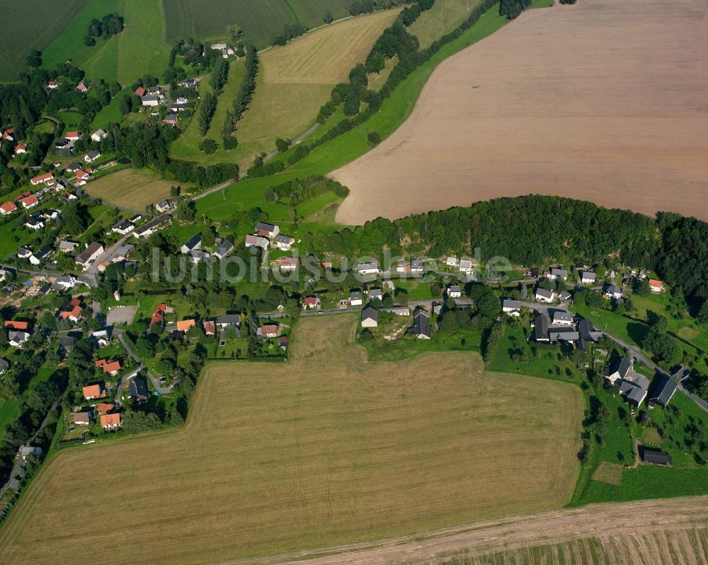 Luftaufnahme Wegefarth - Dorfkern am Feldrand in Wegefarth im Bundesland Sachsen, Deutschland