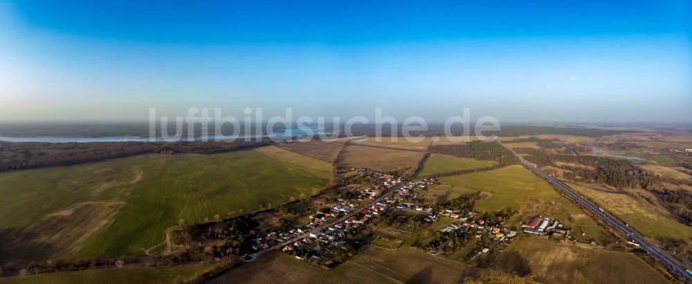 Luftaufnahme Werbellin - Dorfkern am Feldrand in Werbellin im Bundesland Brandenburg, Deutschland