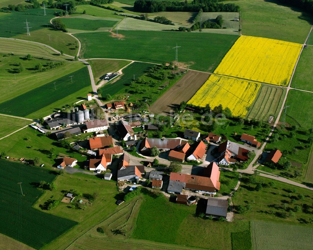 Luftaufnahme Wittingen - Dorfkern am Feldrand in Wittingen im Bundesland Baden-Württemberg, Deutschland