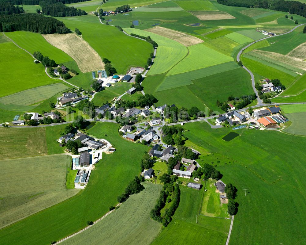 Luftbild Wölbersbach - Dorfkern am Feldrand in Wölbersbach im Bundesland Bayern, Deutschland