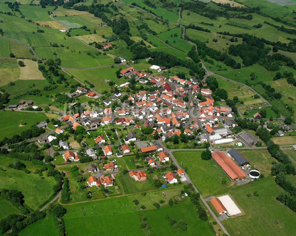 Luftbild Wohnfeld - Dorfkern am Feldrand in Wohnfeld im Bundesland Hessen, Deutschland