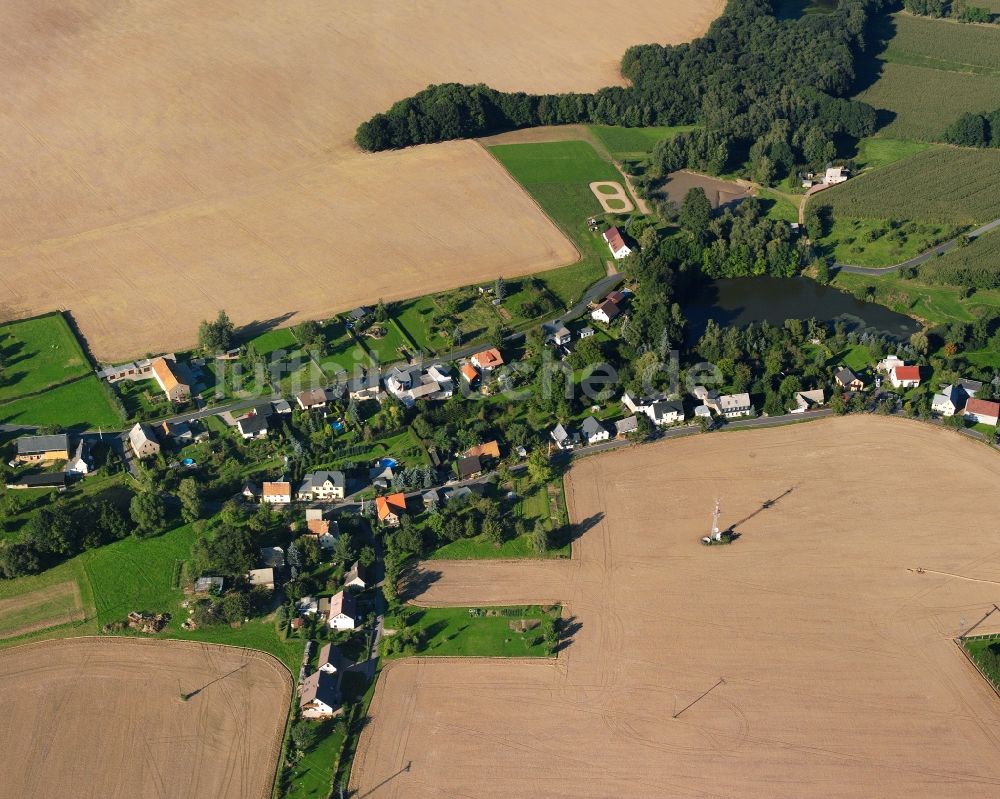 Zetteritz von oben - Dorfkern am Feldrand in Zetteritz im Bundesland Sachsen, Deutschland