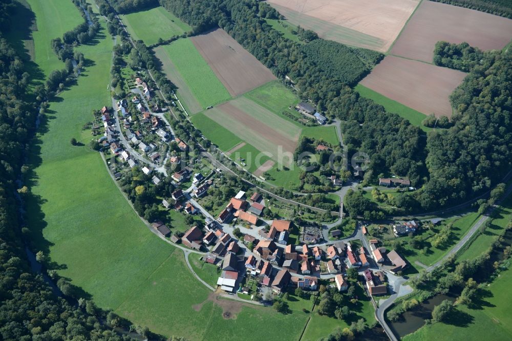 Luftbild Hammelburg - Dorfkern an den Fluss- Uferbereichen der Fränkischen Saale in Morlesau im Bundesland Bayern