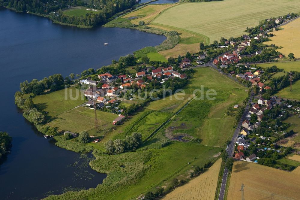 Luftbild Havelsee - Dorfkern an den Fluss- Uferbereichen Havel in Havelsee im Bundesland Brandenburg, Deutschland
