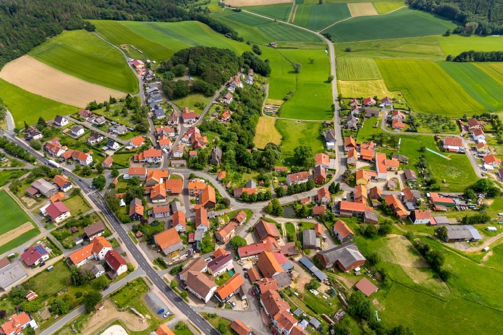 Luftaufnahme Hundsdorf - Dorfkern in Hundsdorf im Bundesland Hessen, Deutschland
