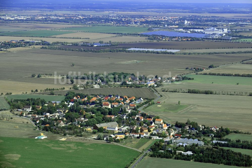 Klitschmar aus der Vogelperspektive: Dorfkern in Klitschmar im Bundesland Sachsen, Deutschland