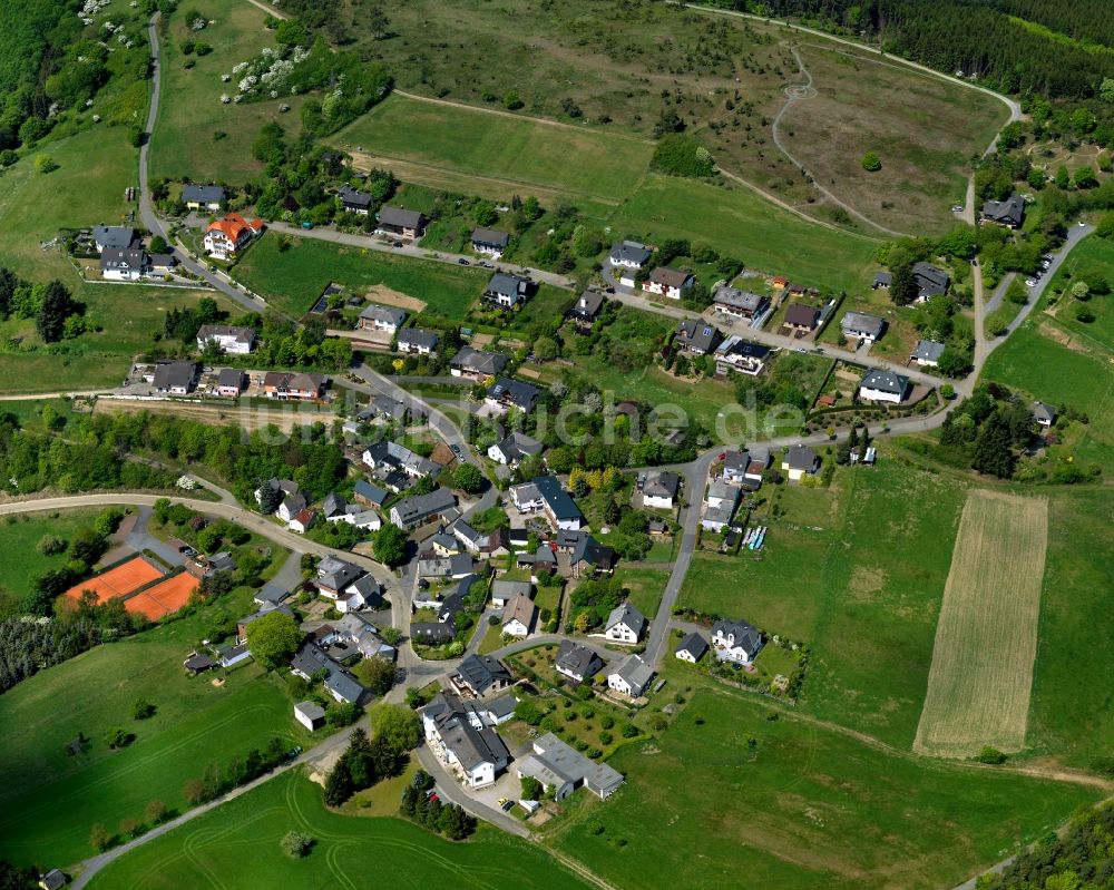 Luftaufnahme Langscheid - Dorfkern in Langscheid im Bundesland Rheinland-Pfalz