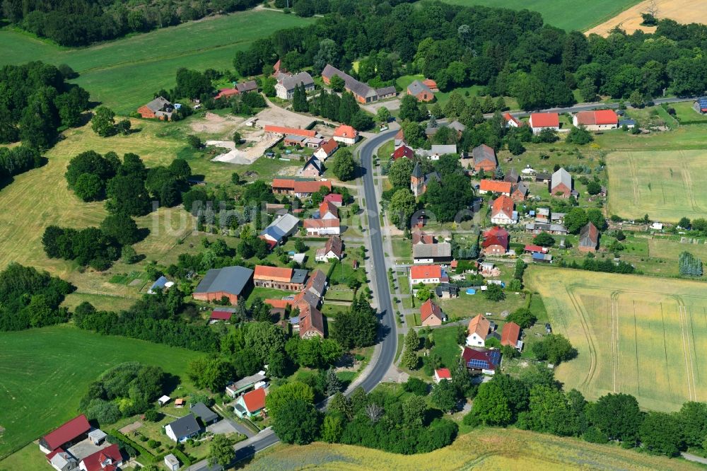 Luftaufnahme Mesendorf - Dorfkern in Mesendorf im Bundesland Brandenburg, Deutschland