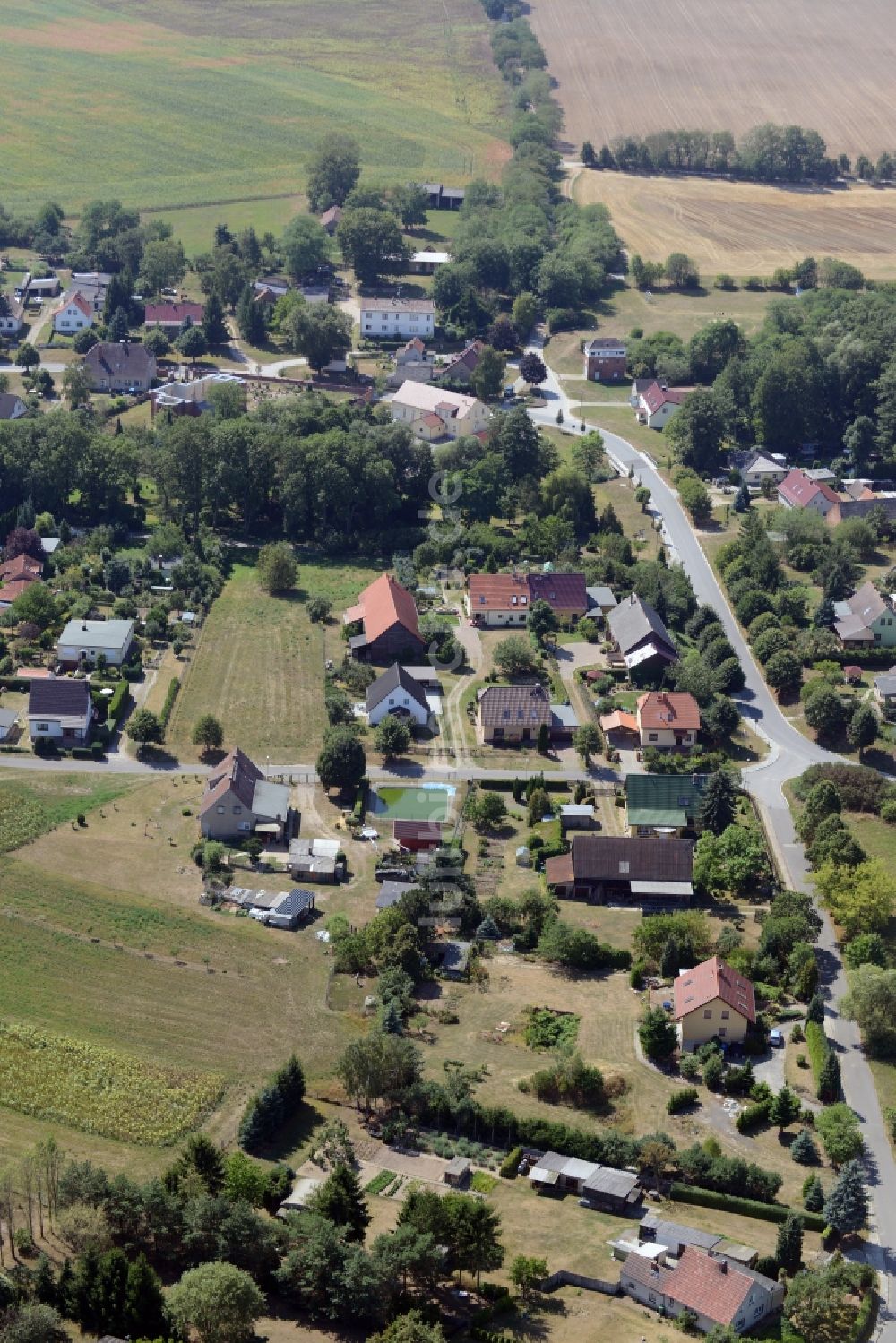 Schönfließ aus der Vogelperspektive: Dorfkern in Schönfließ im Bundesland Brandenburg
