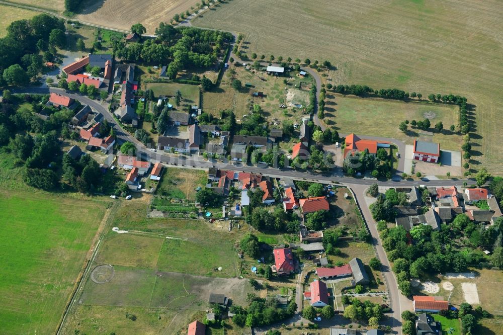 Luftaufnahme Schopsdorf - Dorfkern in Schopsdorf im Bundesland Sachsen-Anhalt, Deutschland