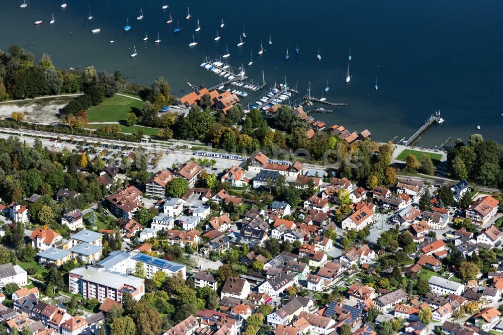 Luftbild Dießen am Ammersee - Dorfkern an den See- Uferbereichen des Ammersee in Dießen am Ammersee im Bundesland Bayern, Deutschland