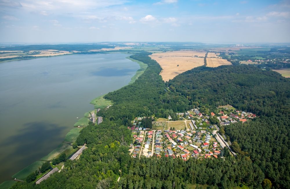 Luftbild Seedorf - Dorfkern an den See- Uferbereichen des Malchiner Sees in Seedorf im Bundesland Mecklenburg-Vorpommern