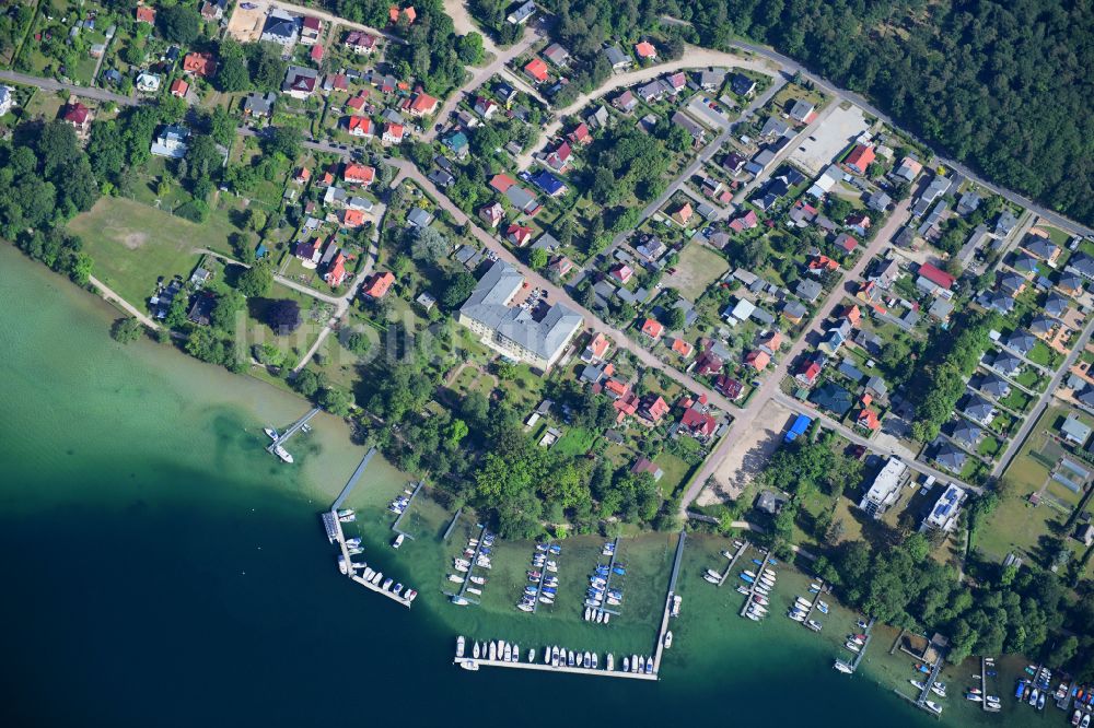 Luftbild Altenhof - Dorfkern an den See- Uferbereichen des Werbellinsee in Altenhof im Bundesland Brandenburg, Deutschland