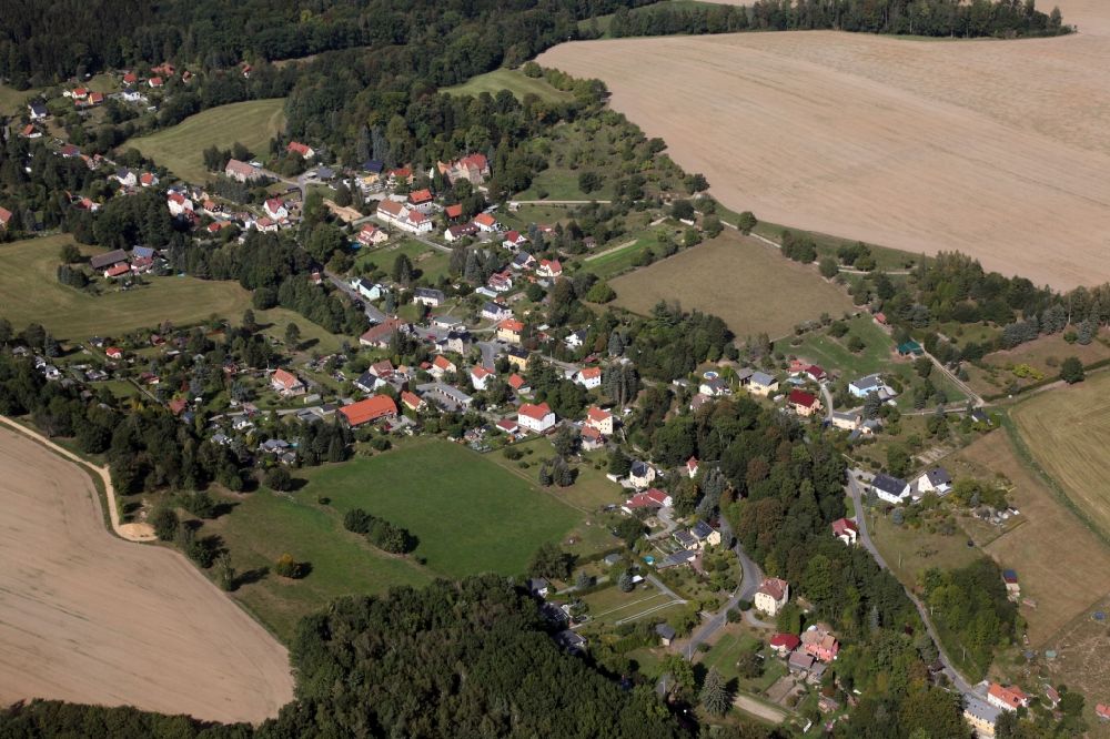 Struppen von oben - Dorfkern in Struppen im Bundesland Sachsen, Deutschland