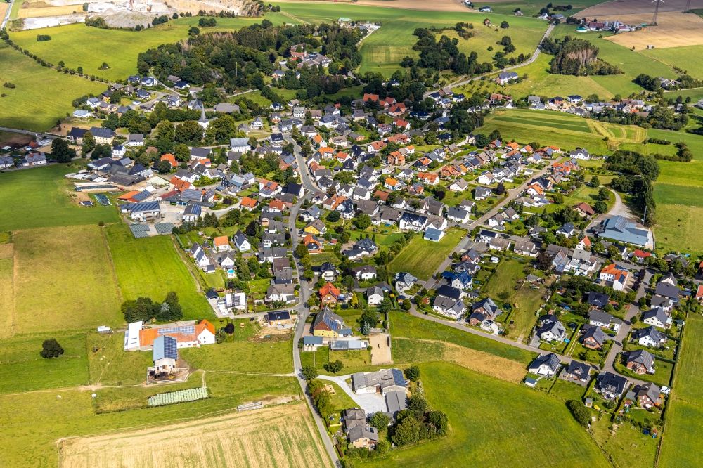 Luftbild Thülen - Dorfkern in Thülen im Bundesland Nordrhein-Westfalen, Deutschland