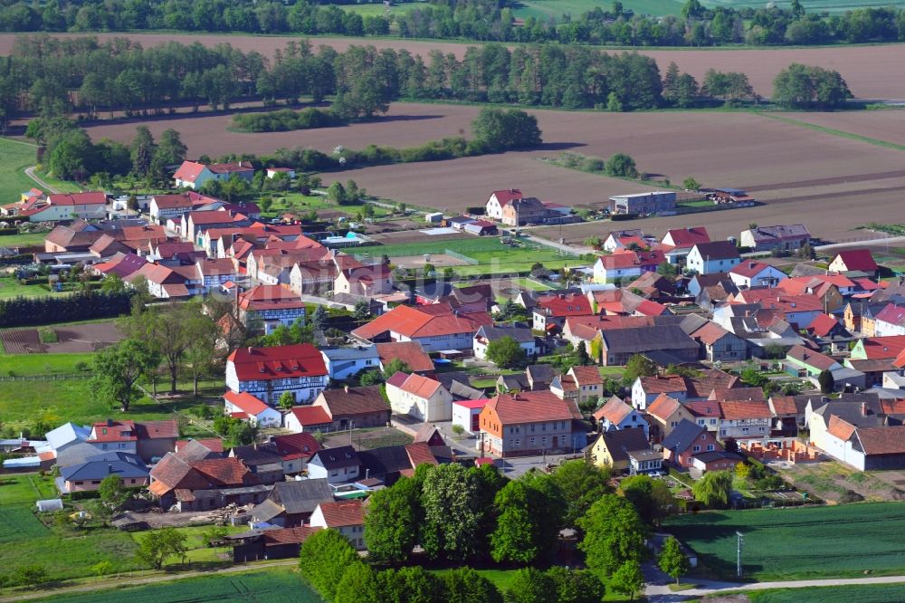 Luftaufnahme Thürungen - Dorfkern in Thürungen im Bundesland Sachsen-Anhalt, Deutschland