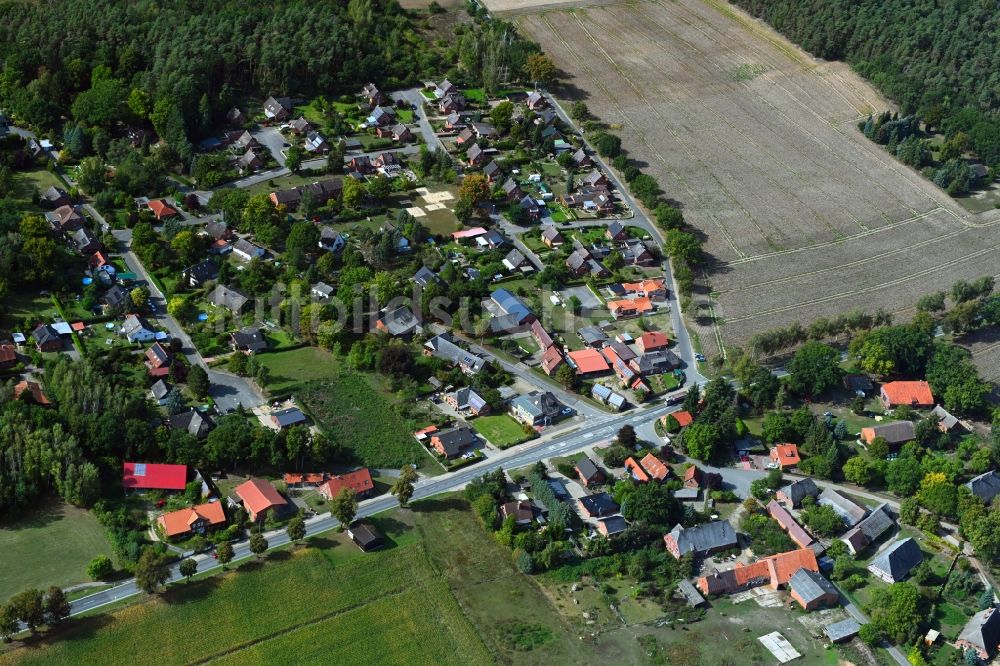 Luftaufnahme Tramm - Dorfkern in Tramm im Bundesland Niedersachsen, Deutschland