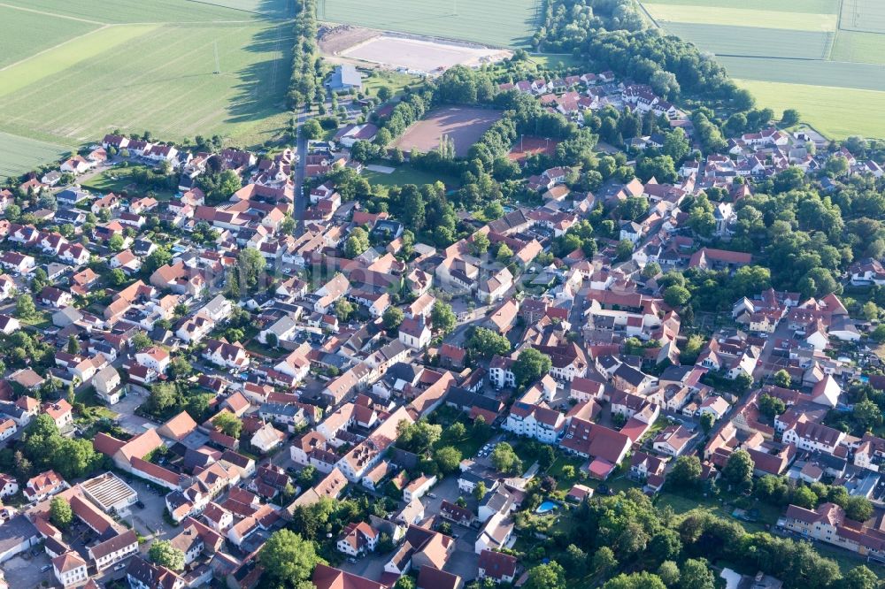 Luftaufnahme Undenheim - Dorfkern in Undenheim im Bundesland Rheinland-Pfalz, Deutschland
