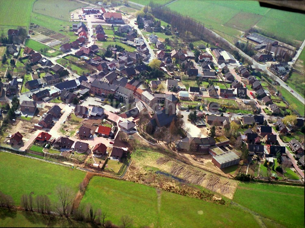 Veen aus der Vogelperspektive: Dorfkern in Veen im Bundesland Nordrhein-Westfalen, Deutschland