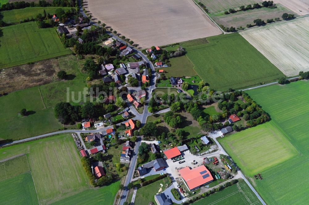 Waddeweitz aus der Vogelperspektive: Dorfkern in Waddeweitz im Bundesland Niedersachsen, Deutschland