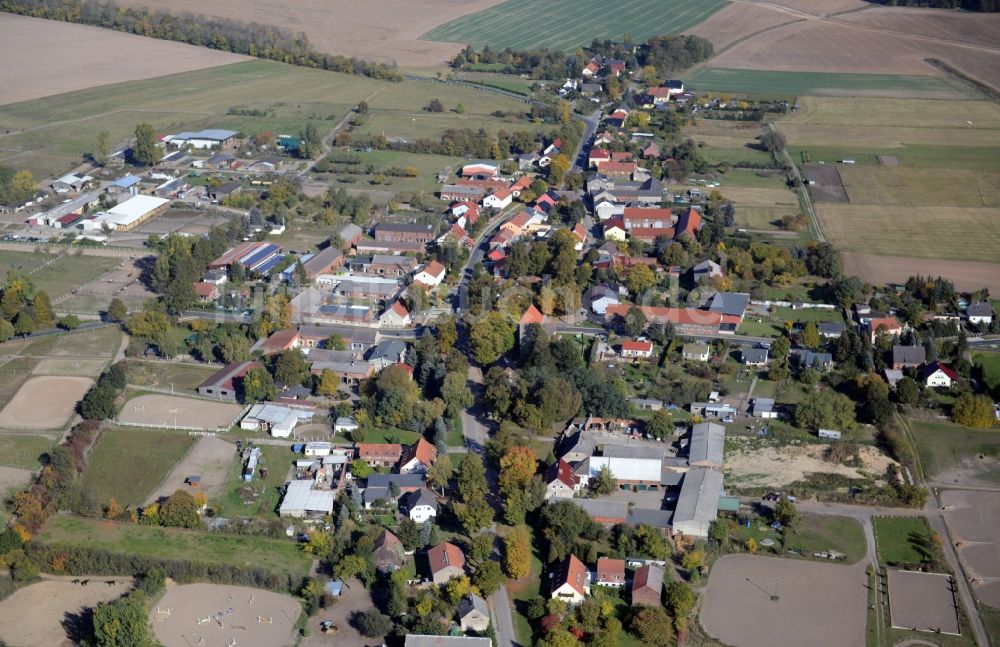 Weesow von oben - Dorfkern in Weesow im Bundesland Brandenburg