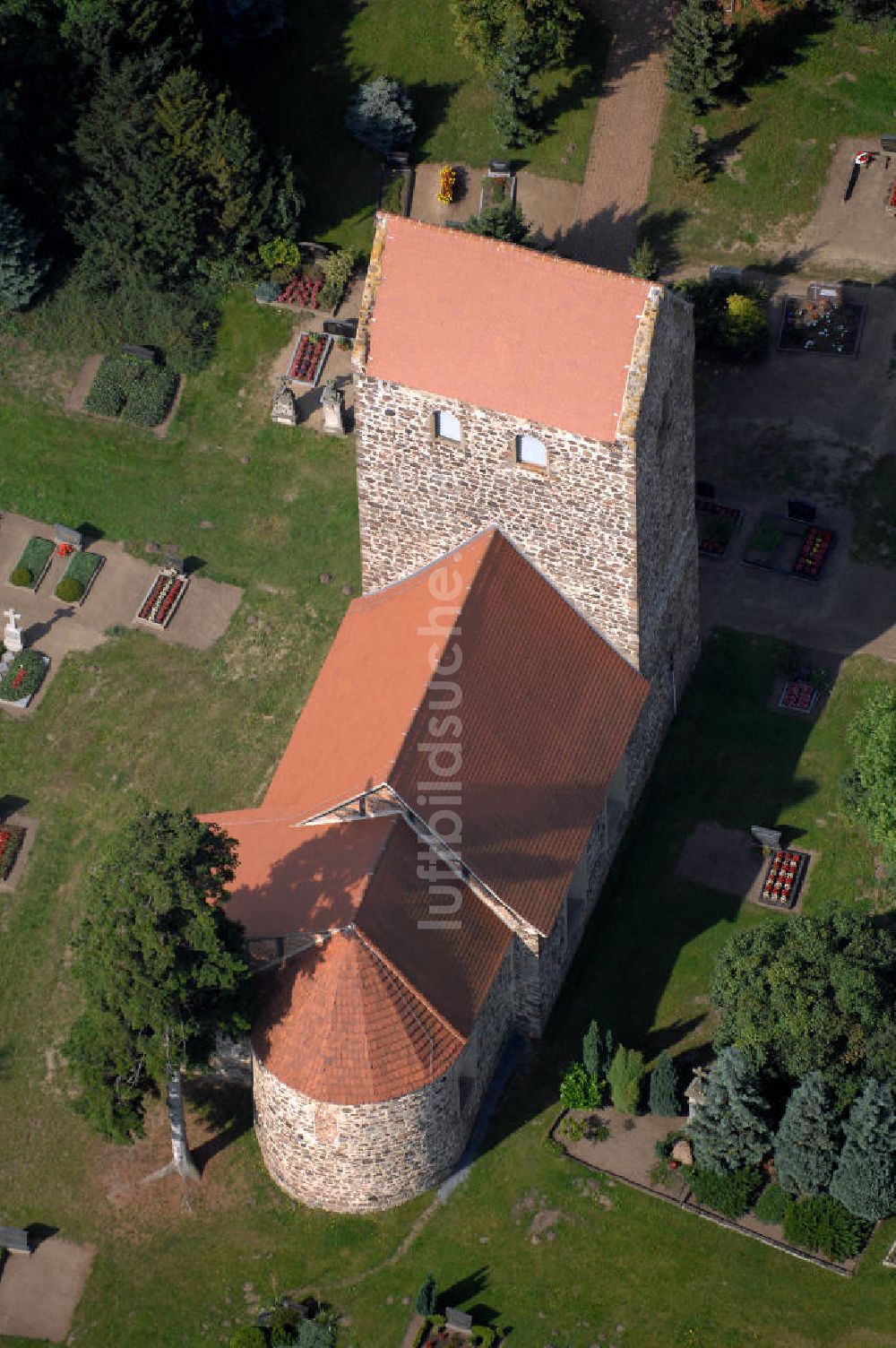 Engersen aus der Vogelperspektive: Dorfkirche Engersen