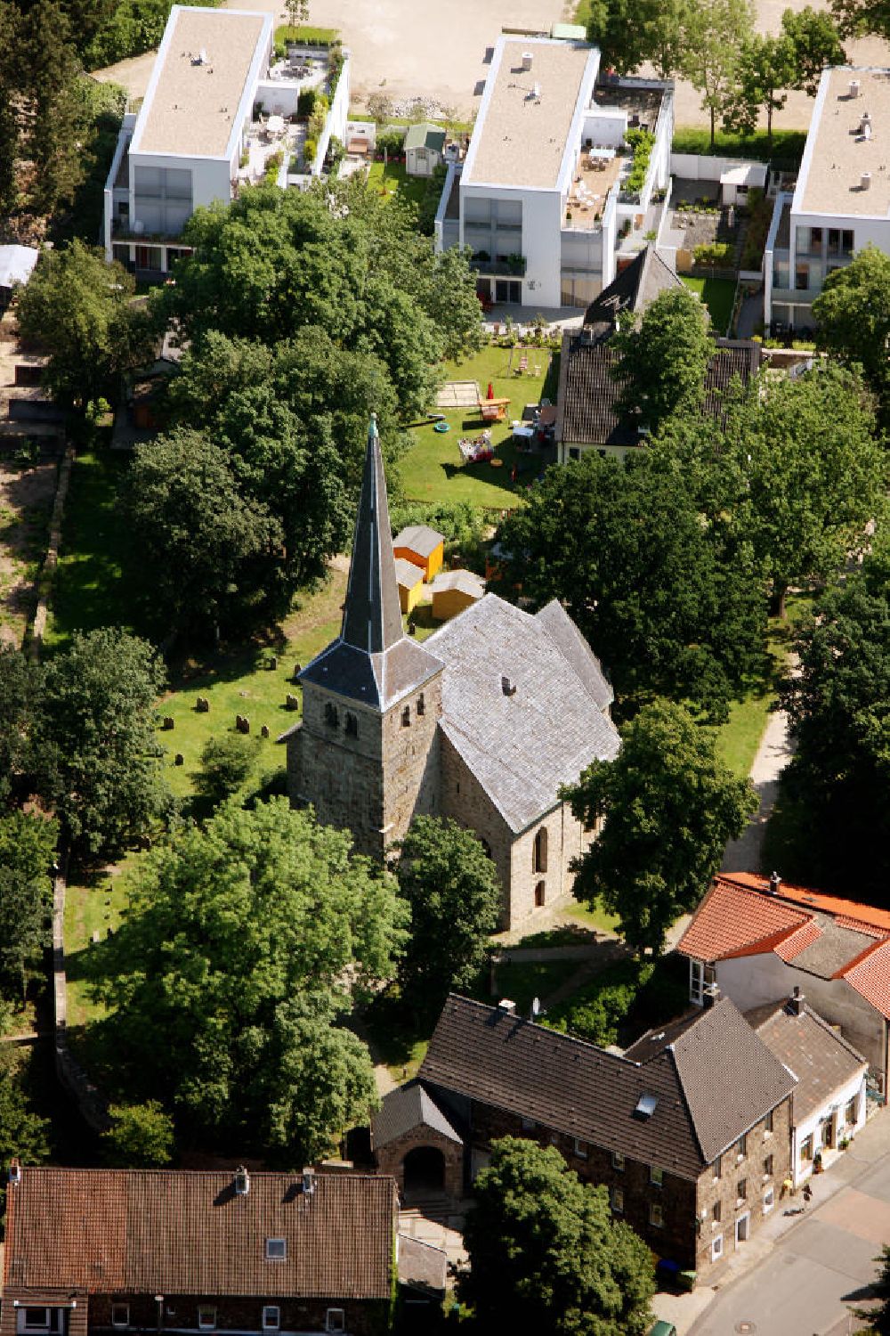 Luftaufnahme Bochum - Dorfkirche Stiepel in Bochum
